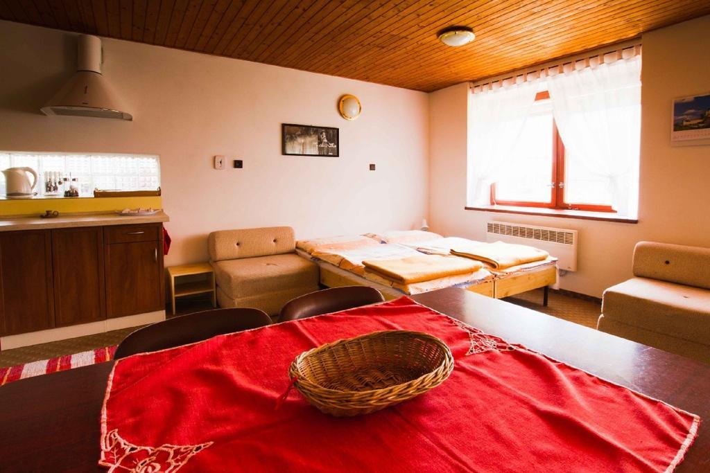 Guest House Privat Marika Závažná Poruba Exteriér fotografie